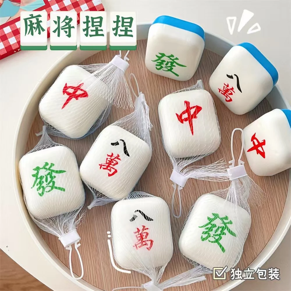 

Squeeze Toys Mahjong Dice Kawaii Soft Slow Rising Large 6-Sided Dice with Dots Stress Relief Toys Collection Decorative Props