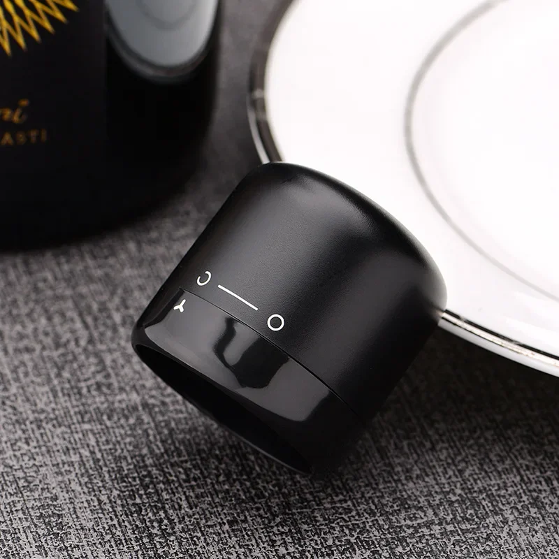 1pc Black Domestic Kitchen Sealing Red Wine Bottles Stoppers Mini Preservation Spin Leak Proof Wine Champagne Stoppers Cap