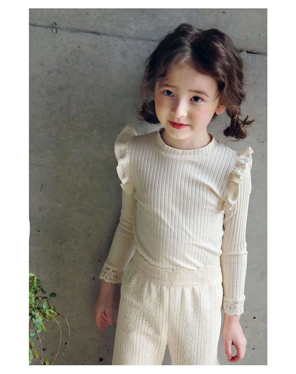 Spring 2026 Girls' T-shirt Korean Style Children's Tops Lace Sleeve Ruffle Hem Top Kids' Fashion Factory Stock Sweatshirts