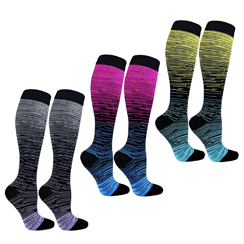 3 أزواج من الجوارب الضاغطة المصنوعة من النايلون الممتص للعرق ويمتص العرق لمماراثون الجري والرياضة باللون الوردي والرمادي والأصفر