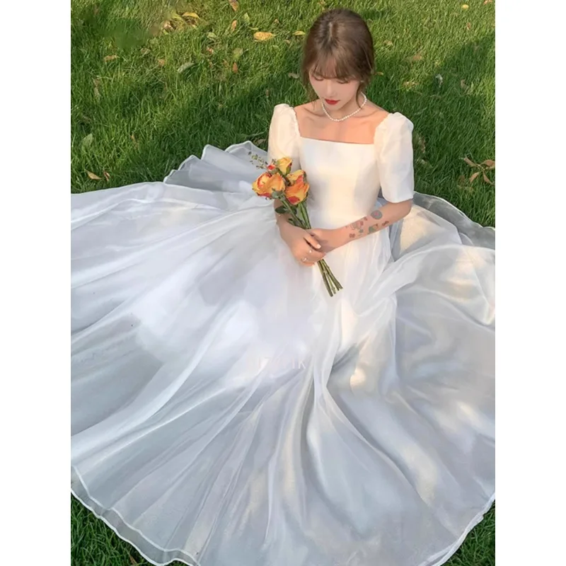 Светло-белые свадебные платья 2025 Новые простые корейские романтические дорожные свадебные платья Свадебные платья для стрельбы Платье для выпускного вечера