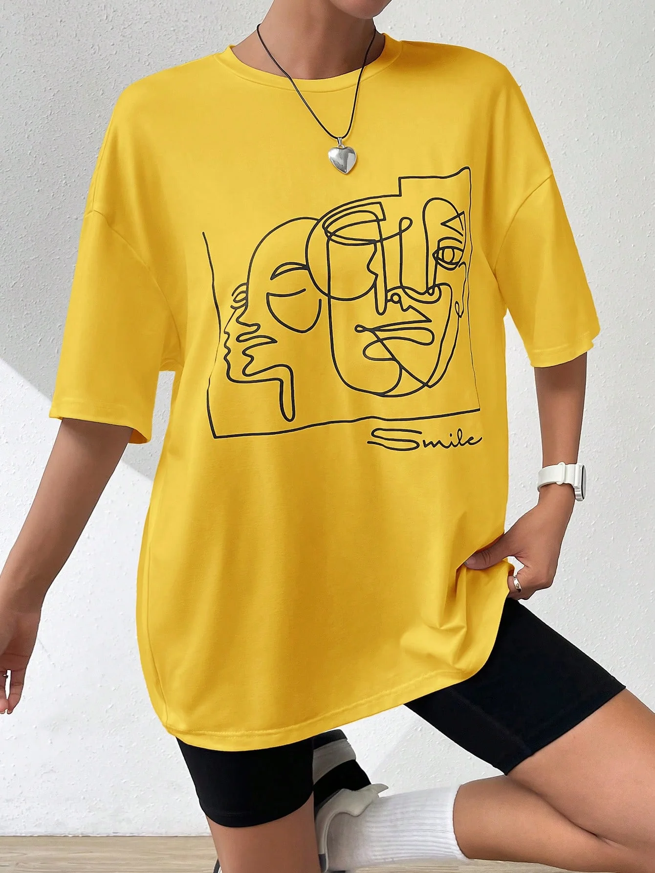 Summer New Ins Retro Loose Line Print Short-sleeved T-shirt Women With a Crew-neck Bottom Shirt Tide Top