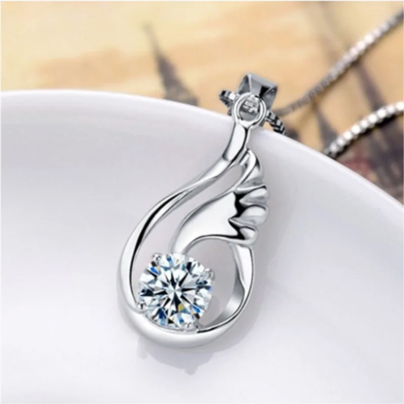 

925 Sterling Silver Necklace Angel Wings Zircons Pendant Ladies Fashion Simple Birthday Party Wedding Anniversary Jewelry Gift