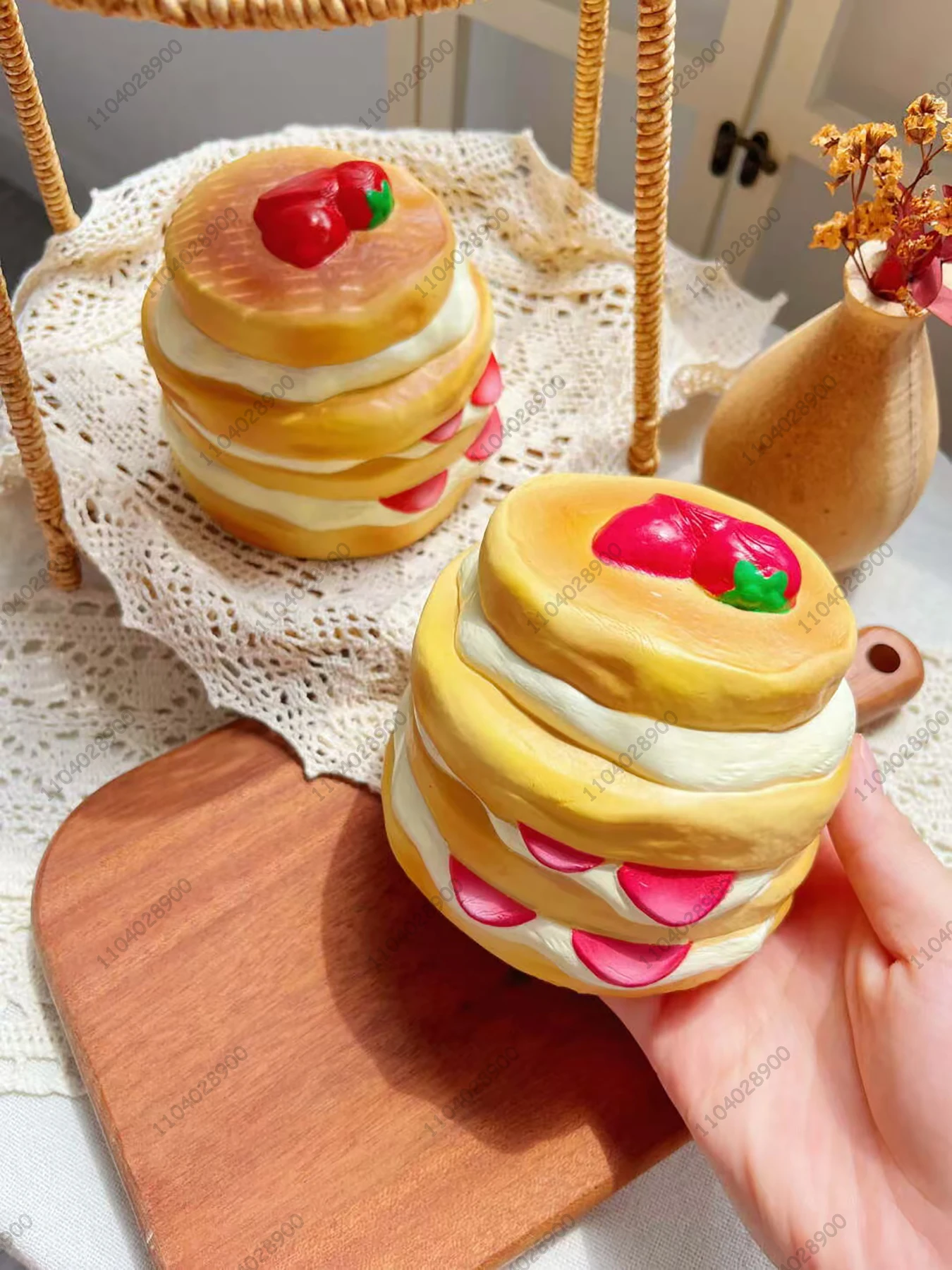 

Клубничный маффин, мягкая игрушка, медленно растущая клубничный крем, игрушка для выдавливания блинов, игрушка-непоседа, снятие стресса, расслабление рук, подарок