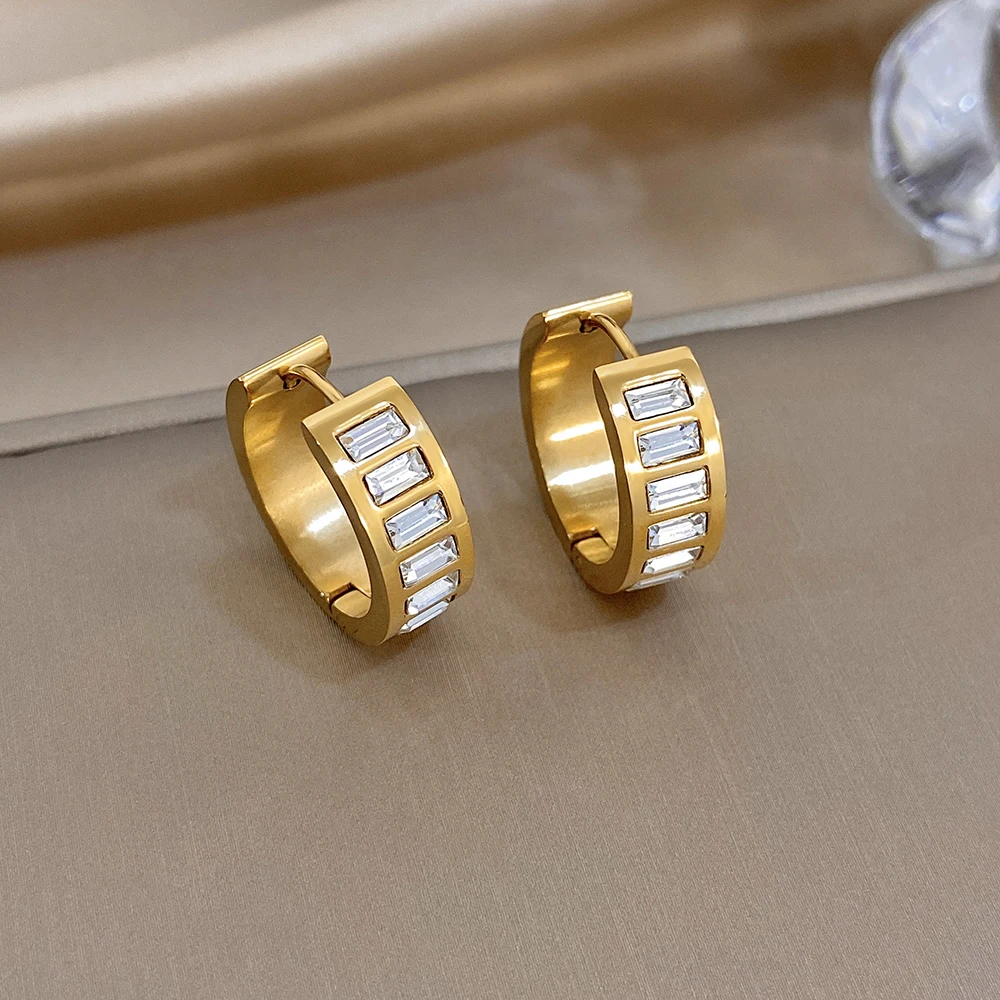 Freetry Classic Inlaid Zircon Stainless Steel C-shaped Hoop Earrings for Women Gold Plated Circle Earrings Waterproof Jewelry