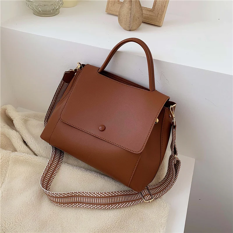 Ladies Casual Big Bags 2023 New Style Ladies Bags Fashion Handbags Solid Color Leather Ladies Bags Designer Style Women\'s Bags