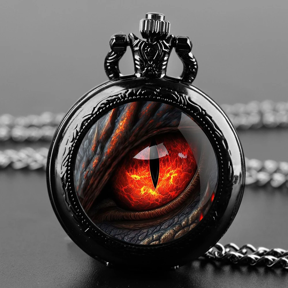 Orologio da tasca al quarzo nero con cupola in vetro Dragon Eye con quadrante con numeri arabi e catena resistente, regalo retrò per uomini e donne