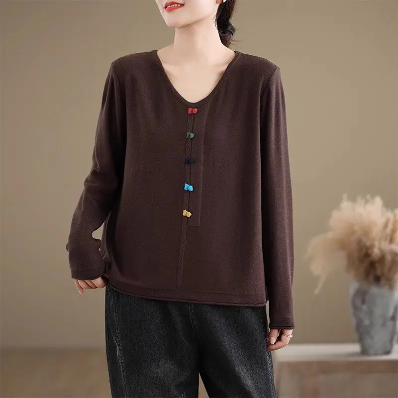 

Large Size Artistic Women's Autumn Winter V-Neck Pullover Long Sleeve T-Shirt Casual Base Color Buckle Korean Knitted Top k2433