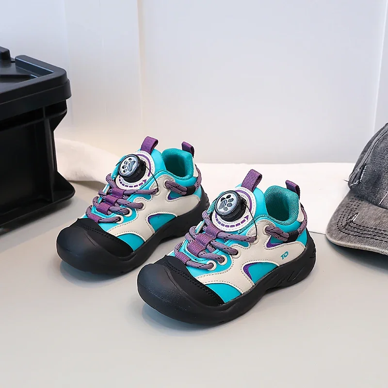 2025 Autumn New Kids Tennis Shoes Toes Capped Rotating Button Boys Girls Casual Shoes Soft Bottom Children Sports Shoes Soft