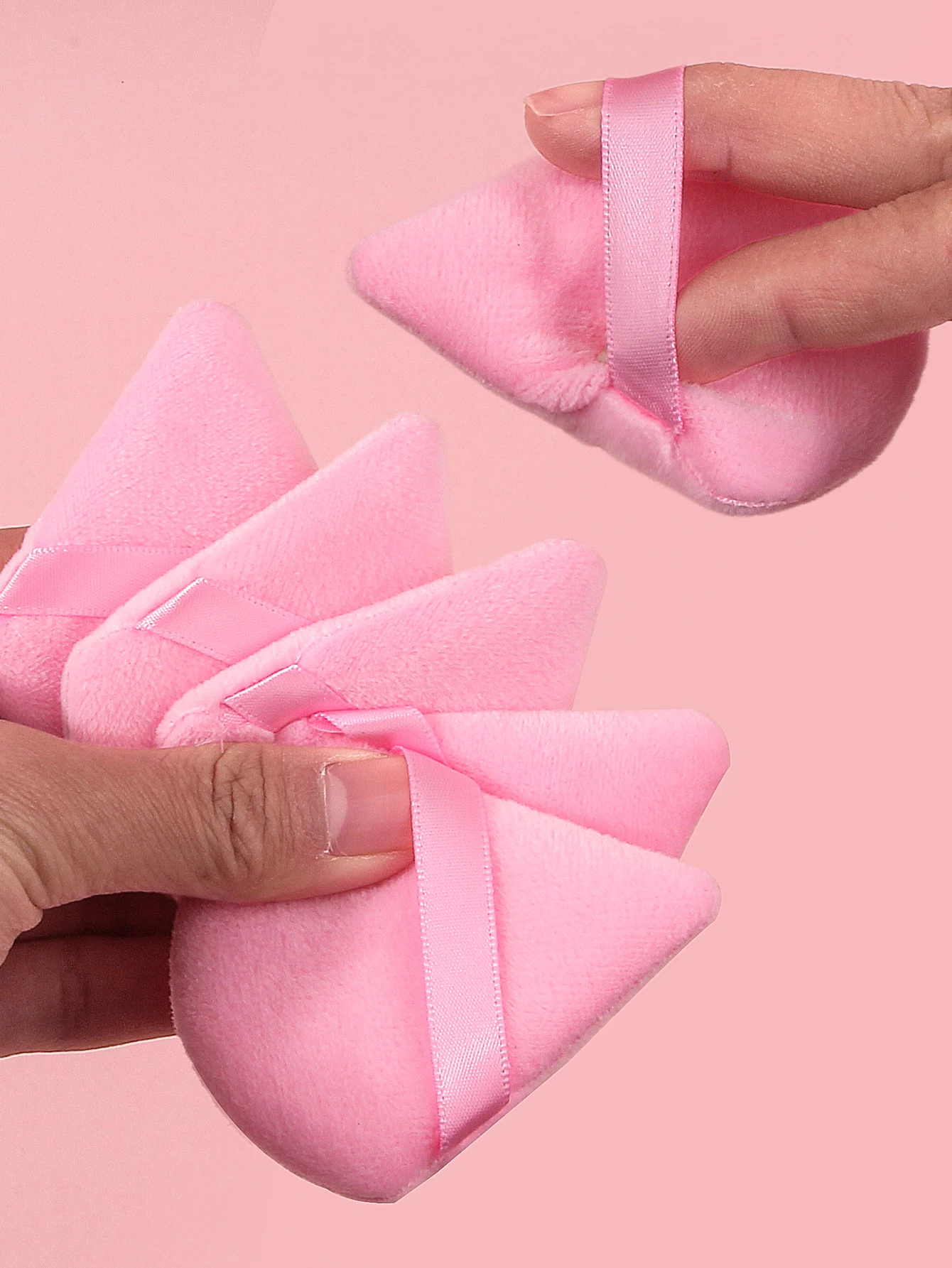 Conjunto de sopro de pó de 15 unidades - Esponja triangular reunida para pó solto/prensado, aplicadores ultrassom macios para rosto e olhos