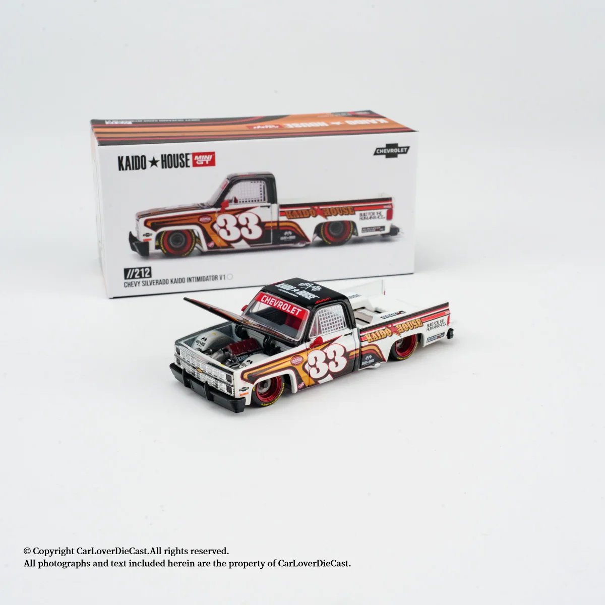 

Kaido House + MINIGT Chevrolet Silverado KAIDO Intimidator V1 KHMG212-CH Car Alloy Toys Diecast Metal Model for Children