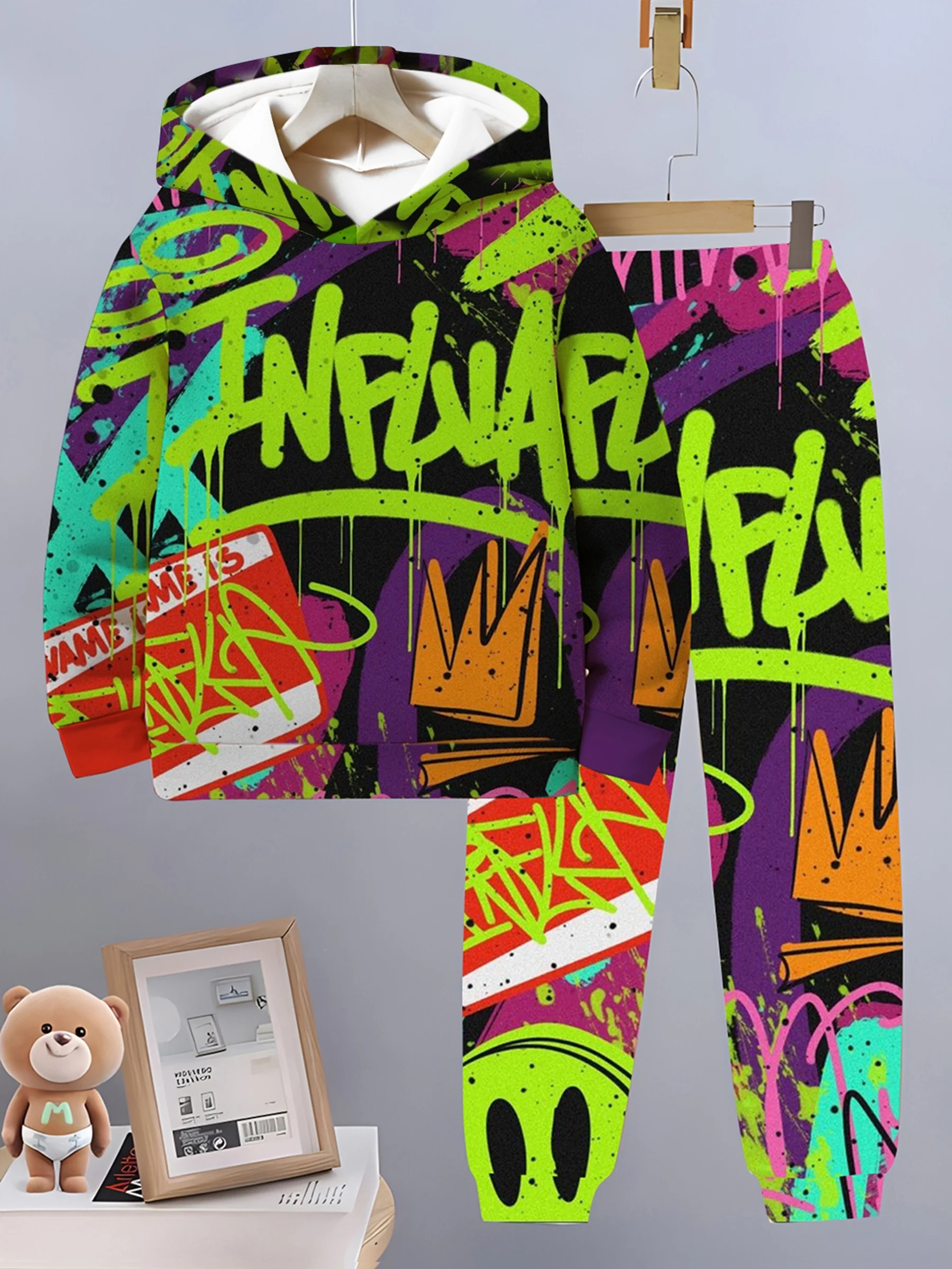 

2025 Winter/Autumn Hoodie and Sweatpants Set Fashionable Streetwear and Home Style Classic Fanshion Graffiti 3D Print Clothes