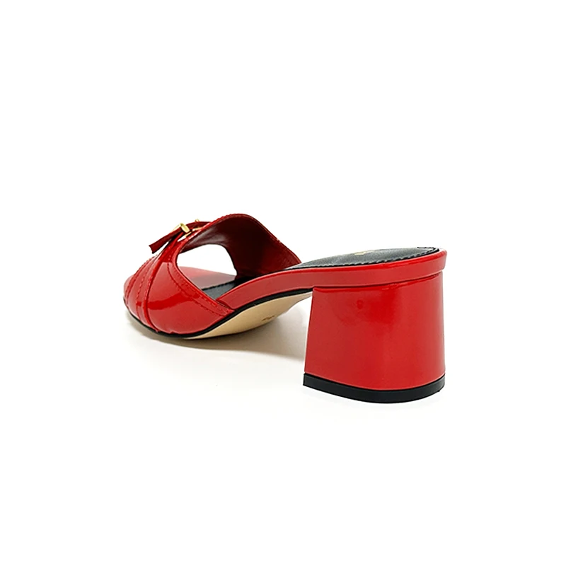 2025Women\'s Genuine Leather Pointed Low Heel Slippers Banquet Party Open Toe Sandals Non Slip Outdoor Buckle Beach Women\'s Shoes