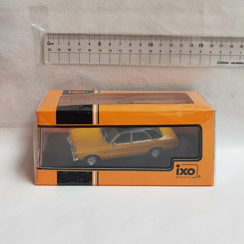 IXO 1:43 Scale FORD TAUNUS GXL1983 Alloy Car Model Diecast Toy Collectible Ornament Souvenir Toys Cars