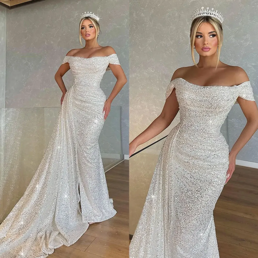 Vestidos de novia brillantes con cuello de barco, hombros descubiertos, lentejuelas, sirena, tren lateral elegante, mangas cortas, vestidos de novia hechos a medida