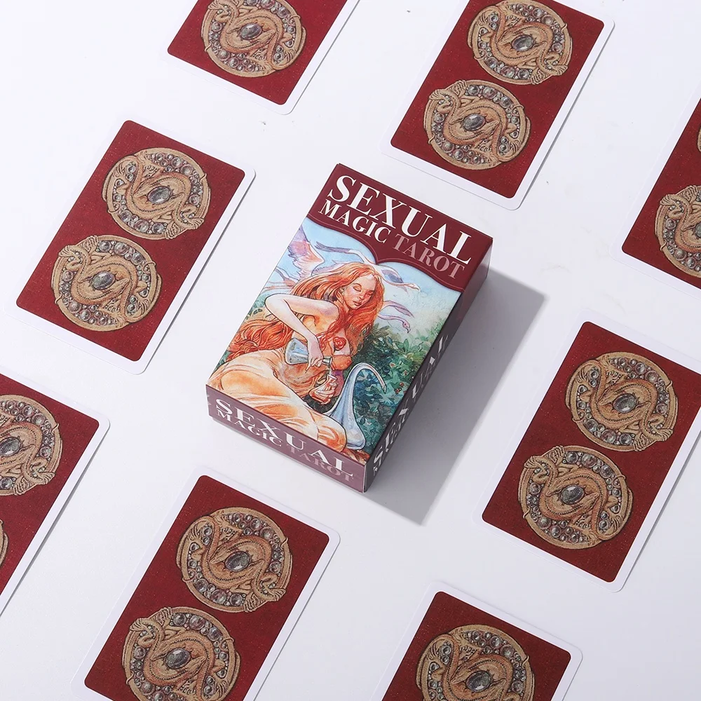 친밀한 관계를 깨우는 데 능력이 있는 사랑의 마법 점술 카드는 커플에게 적합합니다.