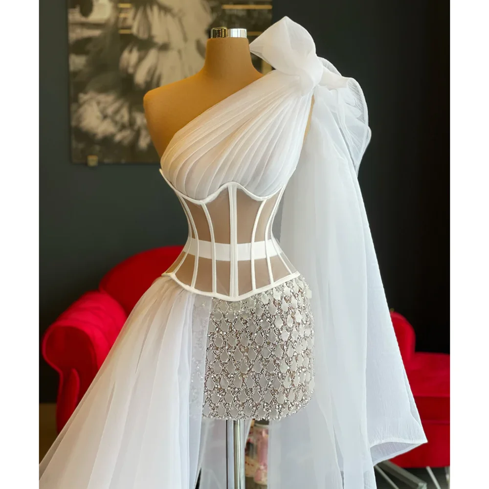 

Luxury One Shoulder Prom Mini Dresses with Crystal Sequined Gorgeous White Sweep Train Short Robe Birthday Party Evening Dresses