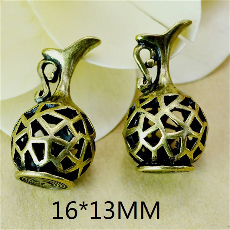 BoYuTe (10 Pieces /lot) Antique Bronze Plated Alloy Hollow Teapot Pendant Accessories Diy Handmade Materials