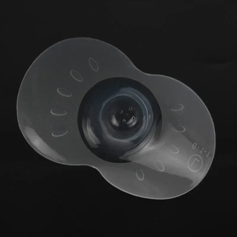 2Pcs Silicone Nipple Protectors Feeding Mothers Nipple Shields Protection Cover Breastfeeding With Clear Carrying Case