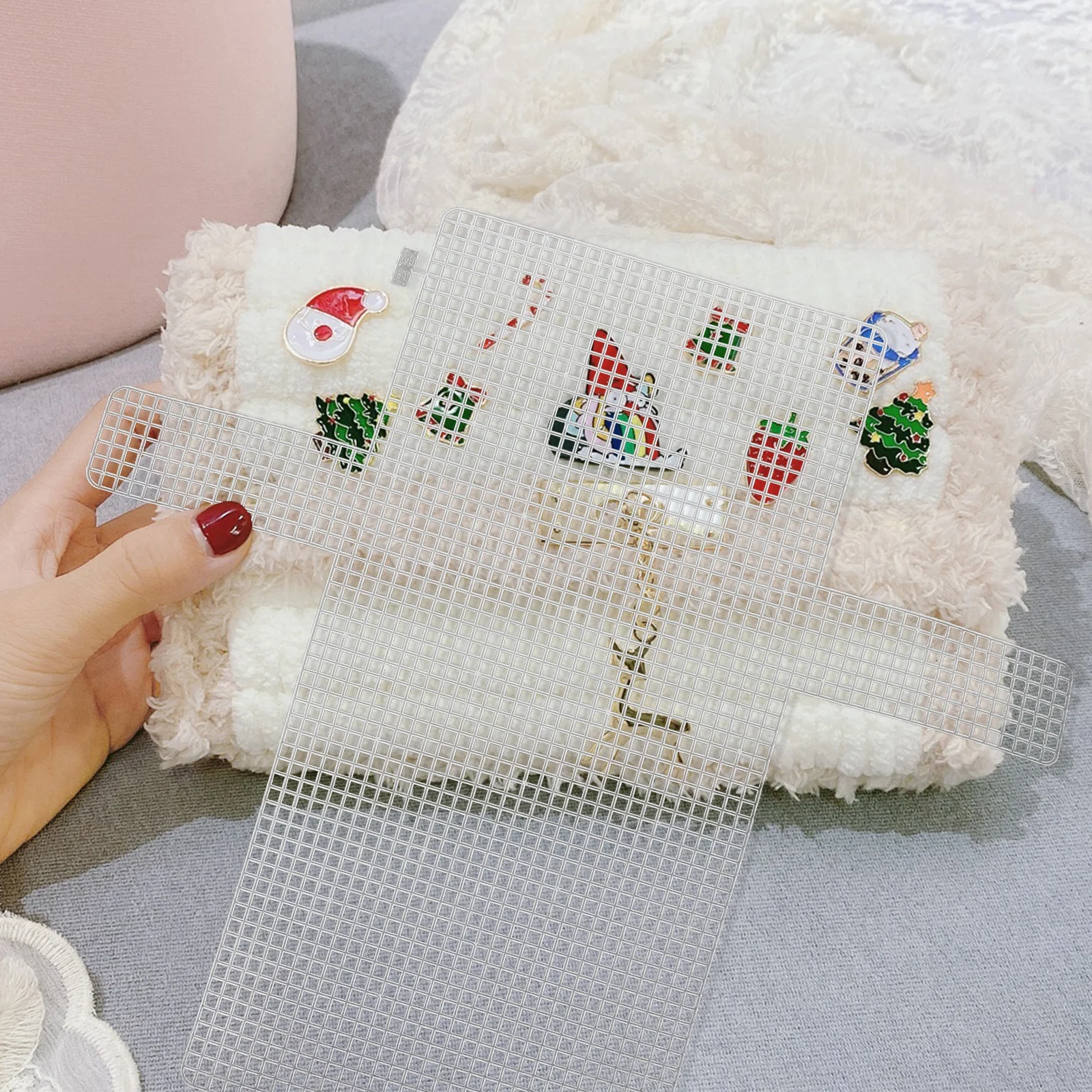 

4Pcs Deer Mesh Plastic Sheets DIY Bag Making Durable Woven Accessories for Handicrafts and Kids DIY Mesh Sheets