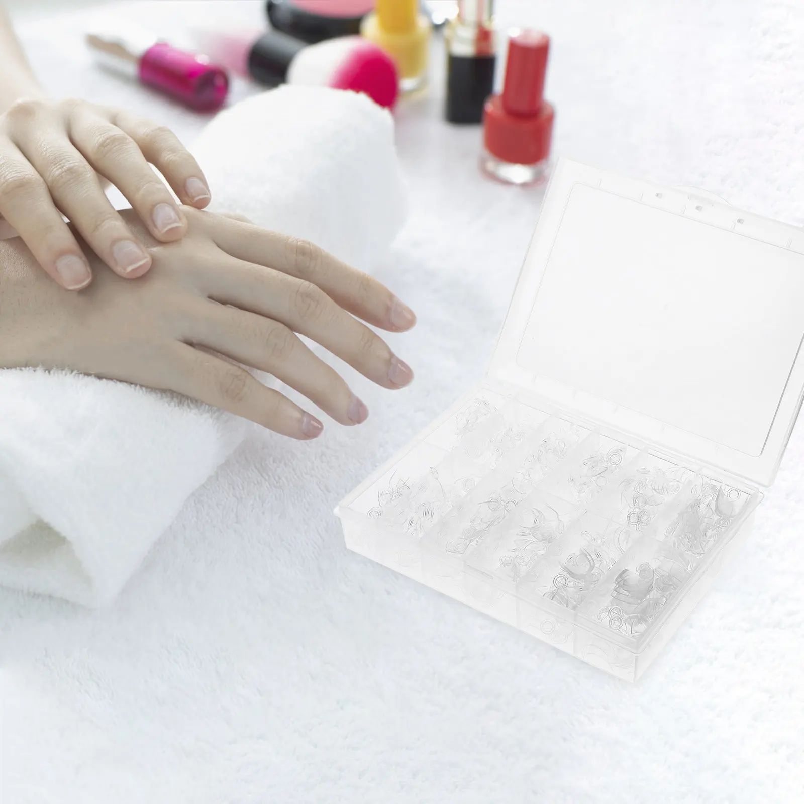 

600Pcs French Style False Nail Tips Full Cover Durable Fake Nails for Home Salon Manicure Party Use Oval Nail Tips