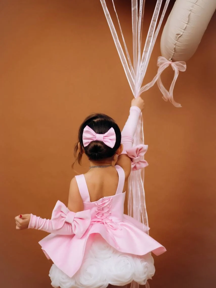 Princess Pink Flower Girl Dress for Wedding Sleeveless Puffy Knee Lenght Kids Infant Baptism Gowns First Communion Gowns Custom