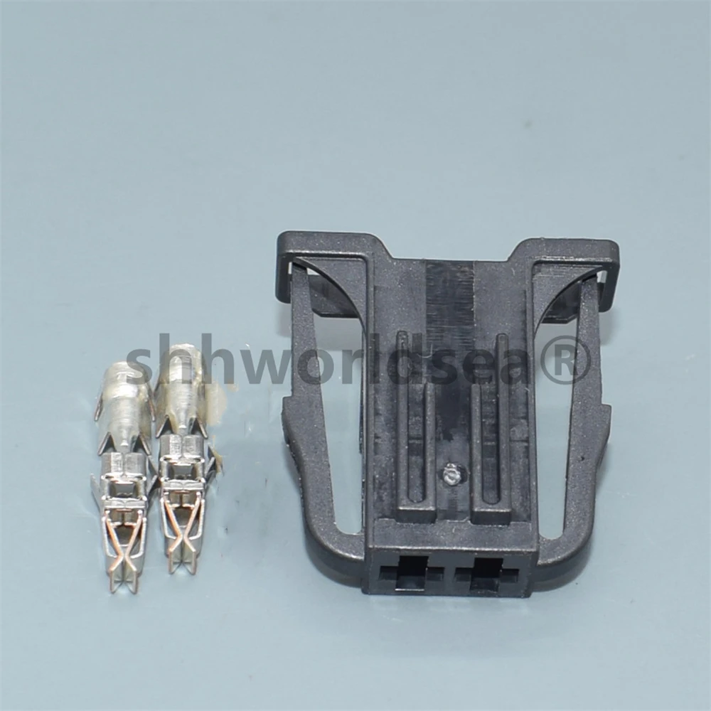 shhworldsea 2pin 3.5mm Applicable to automobile Wireless Radio Bass horn plug 2 needles 2P 1J0 972 923 1J0972923