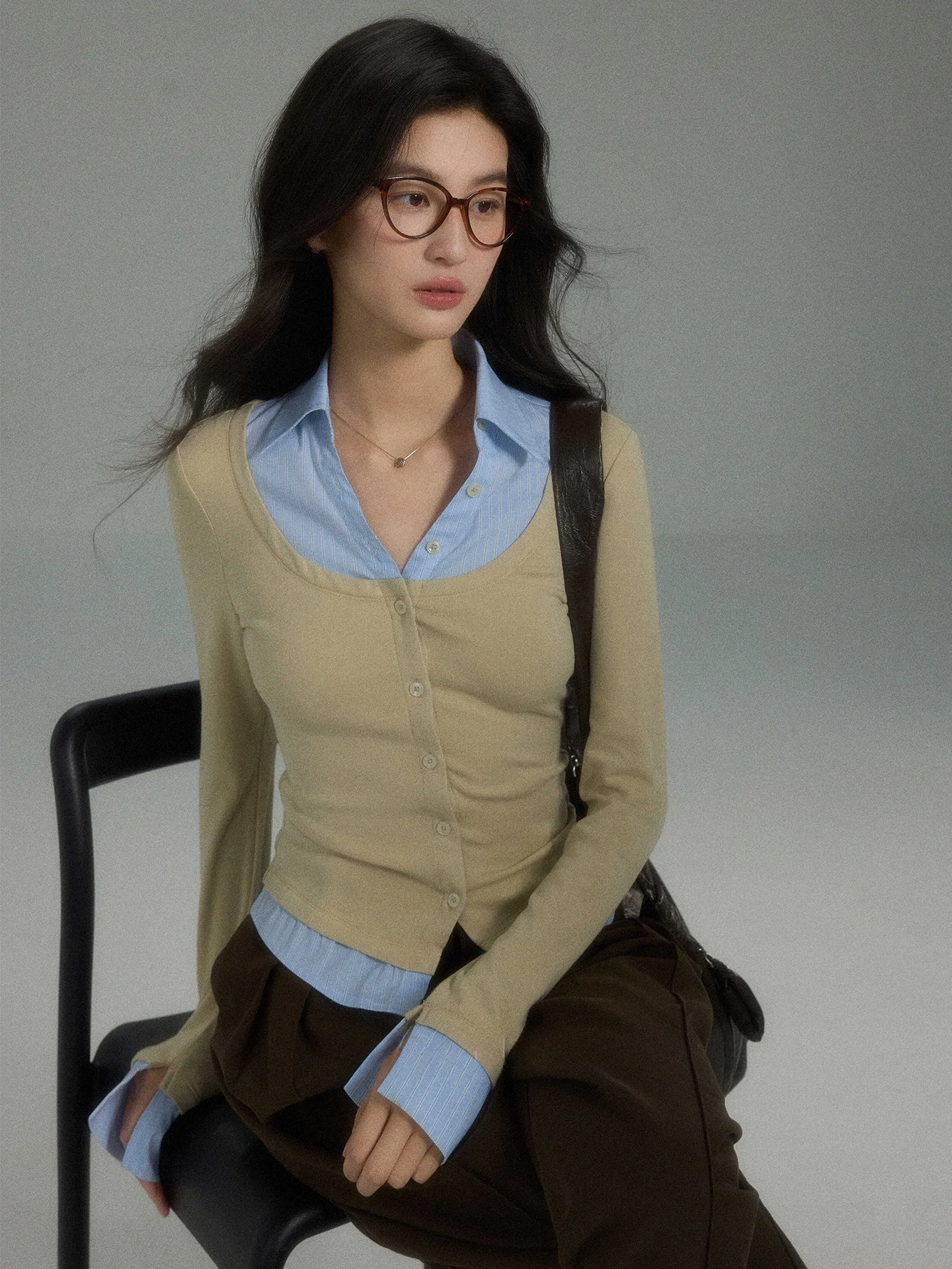 

Женский вязаный комплект Ele Long Sve: приталенная кофта и брюки, идеально подходящий для осени, модный, с эффектом двухслойности, дышащий и комфортный.