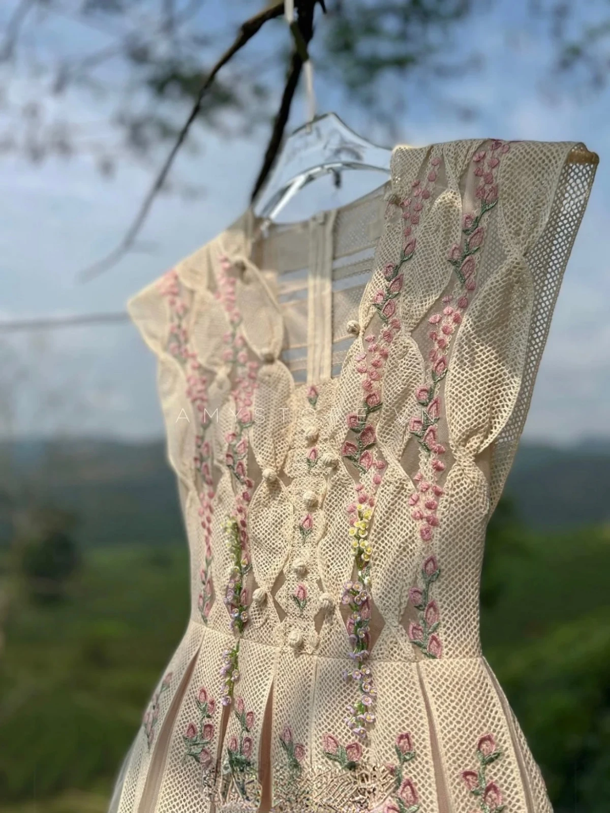 Imagem -05 - Vestido de Costura em Malha Feminino Elegante Comprimento Médio Renda de Crochê Temperamento Indústria Pesada Início da Primavera Novo 2023