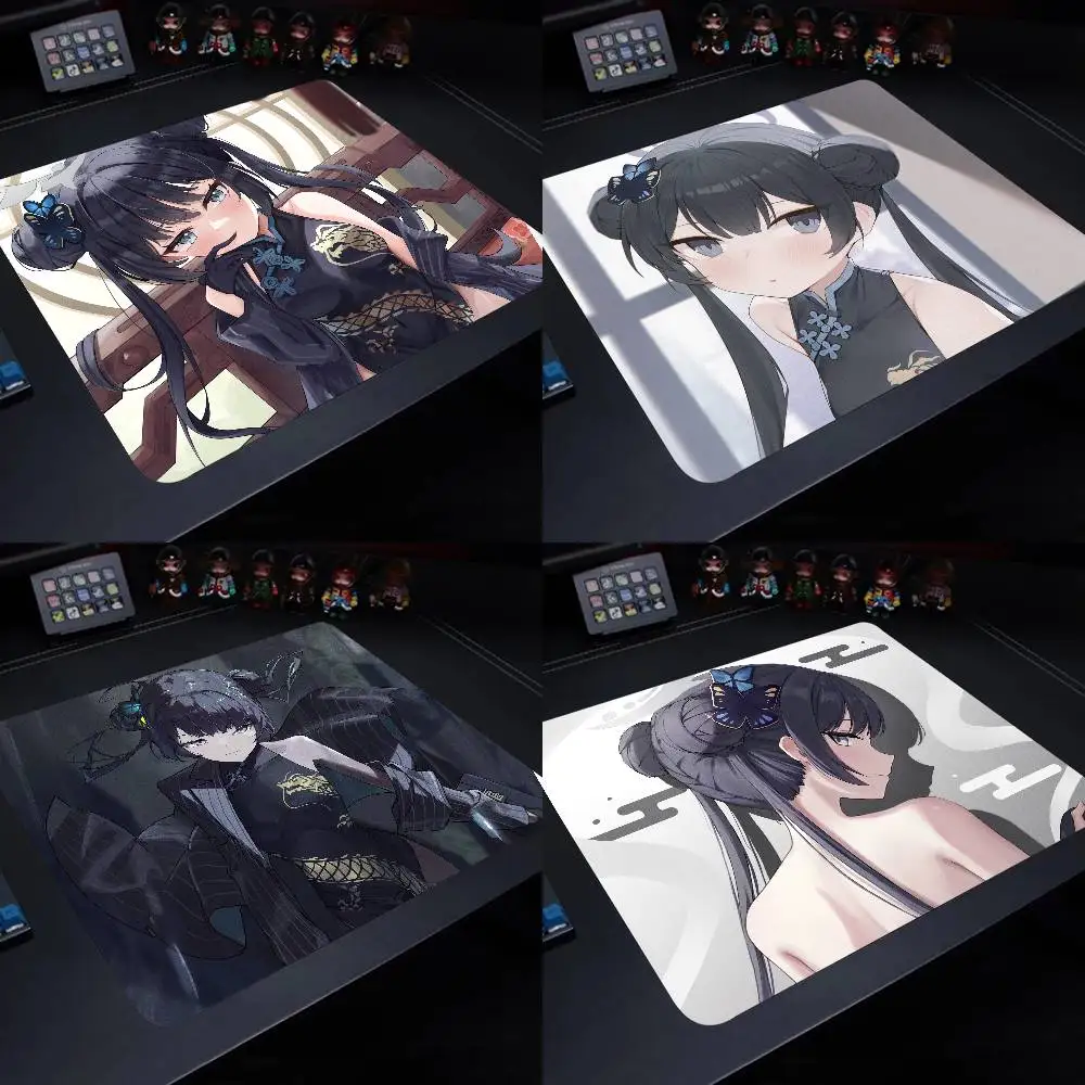 Ryuuge Kisaki Blue Archive Game Mouse Pad 22X18 Square Computer Accessories Office Game Table Mats Rubber Anti-slip Mousepads