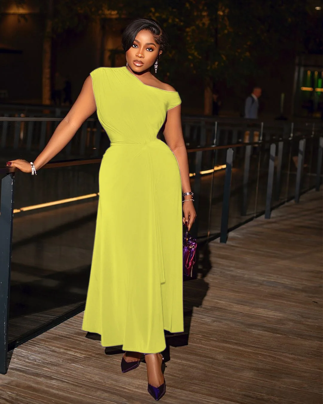 

Fashionable Off-shoulder Waist-hugging Sleeveless Dress Women Summer Elegant Pleated Side Shoulder Dress For Women 2025