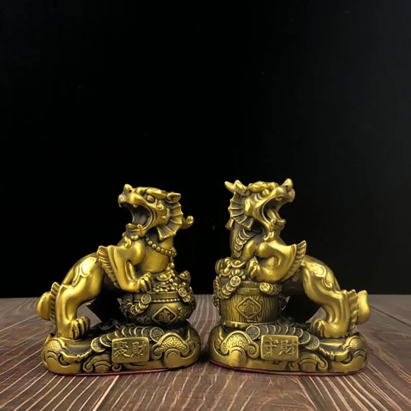 Exquisitely Crafted Home Living Room Ornament, Brass Wealth-Gathering and Fortune-Protecting Pixiu Treasure Basin De