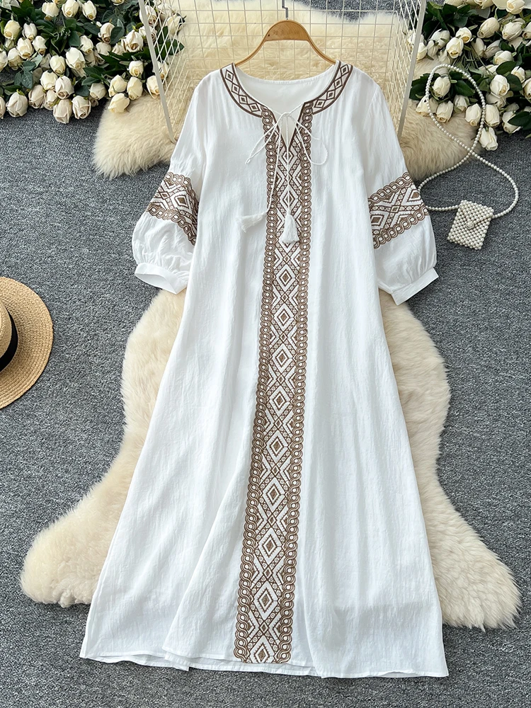 Frühling Sommer Retro Ethnischer Stil Dreiviertelärmeliges Kleid für Damen Locker Lässig Besticktes Langes Kleid D66