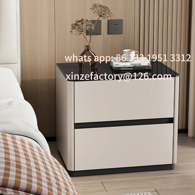 

Customizable Italian minimalist solid wood paint bedside table light luxury high-end small glass desktop bedside cabinet