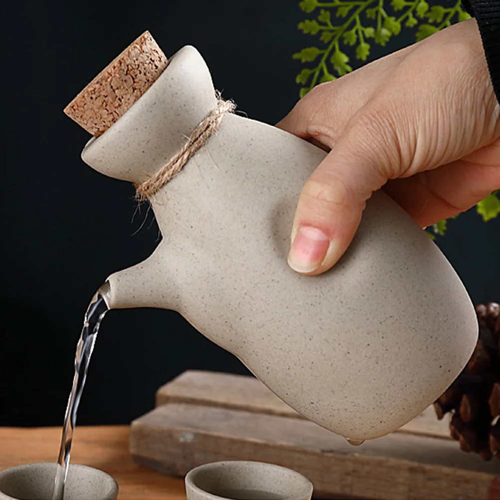 

1Set Ceramic Sake Pot and Cups Japanese Style Wine Kettle Smooth Surface Home Restaurant Bar Wine Serving