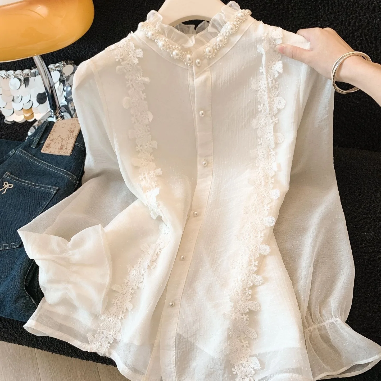 

Женская шифоновая блузка в дворцовом стиле с кружевными вставками и воротником-стойкой, свободного кроя, базовый топ, весна 2026