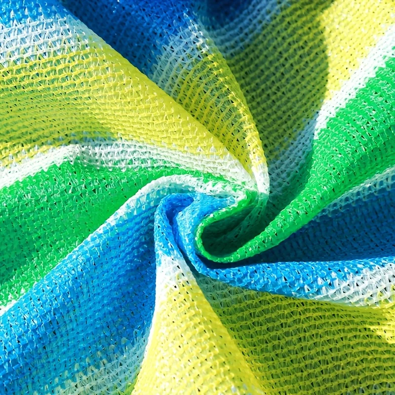 يحتوي شبكة مظلة الحديقة على حواف مخيطة ومعززة، مصنوعة من البولي إيثيلين عالي الكثافة للحماية من الشمس ومقاومة للأشعة فوق البنفسجية