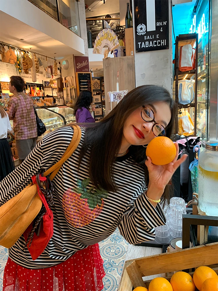 

Стильная женская футболка на раннюю осень, свободная, с длинными рукавами, шелковым принтом, повседневный топ в корейском стиле, с креативным узором, круглый вырез горловины