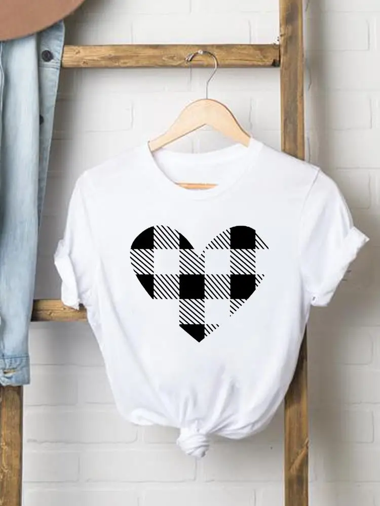 New Year Graphic T-shirt Christmas Women Clothes Fashion Prints Plaid Love Style Trend O-neck Lady Casual Female Shirt Tee