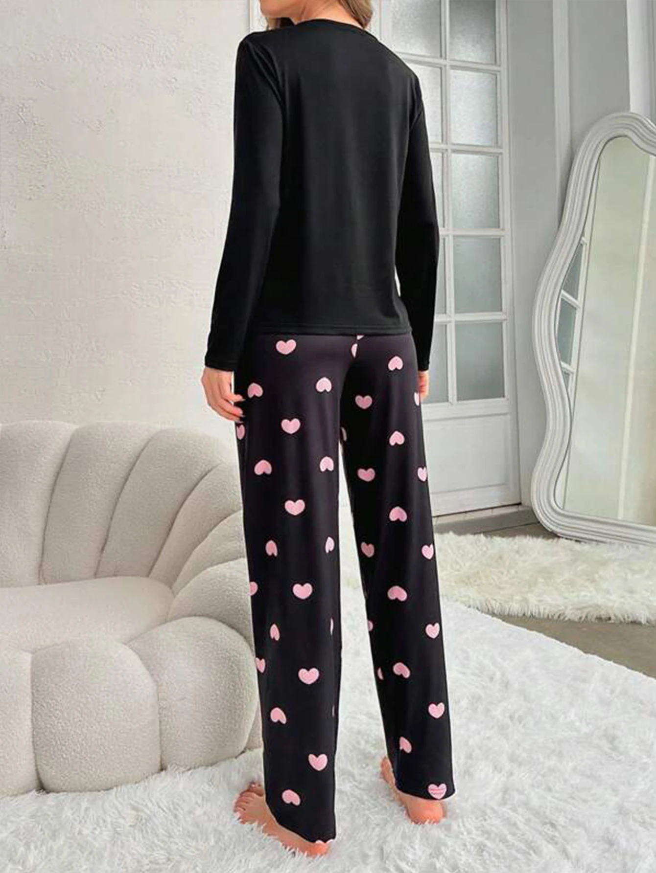 Women Pajamas Set Heart & Slogan Print Long Sleeve Round Neck Top Allover Heart Prints Elastic Pants Black Autumn Sleepwear