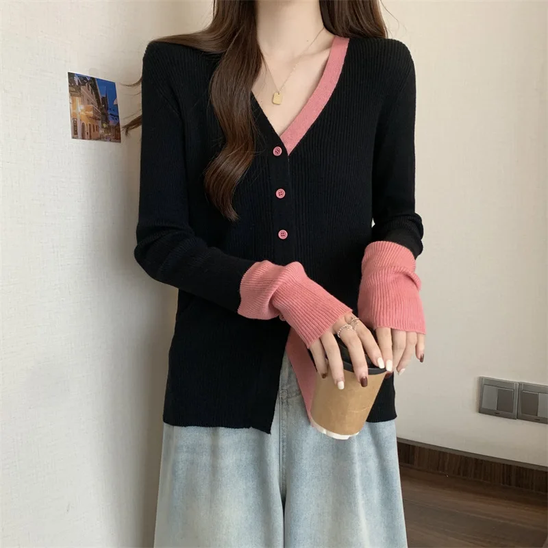 Women Long Sleeved Jacket Knitted Sweater Fashionable Design Style Splicing Colors Cardigan Buttons Loose Fitting Top V-neck