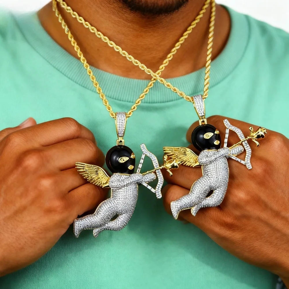 

Men's Hip-Hop Style Bicolor Angel Pendant Necklace with Zircon Inlay, Suitable for Street Hip-Hop Parties.