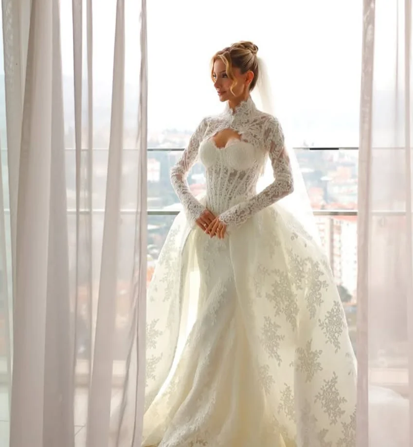 

Русалка Сад Свадебные платья Куртка с длинным рукавом Съемная юбка Роскошная кружевная аппликация Ближний Восток Свадебное платье Одежда по индивидуальному заказу