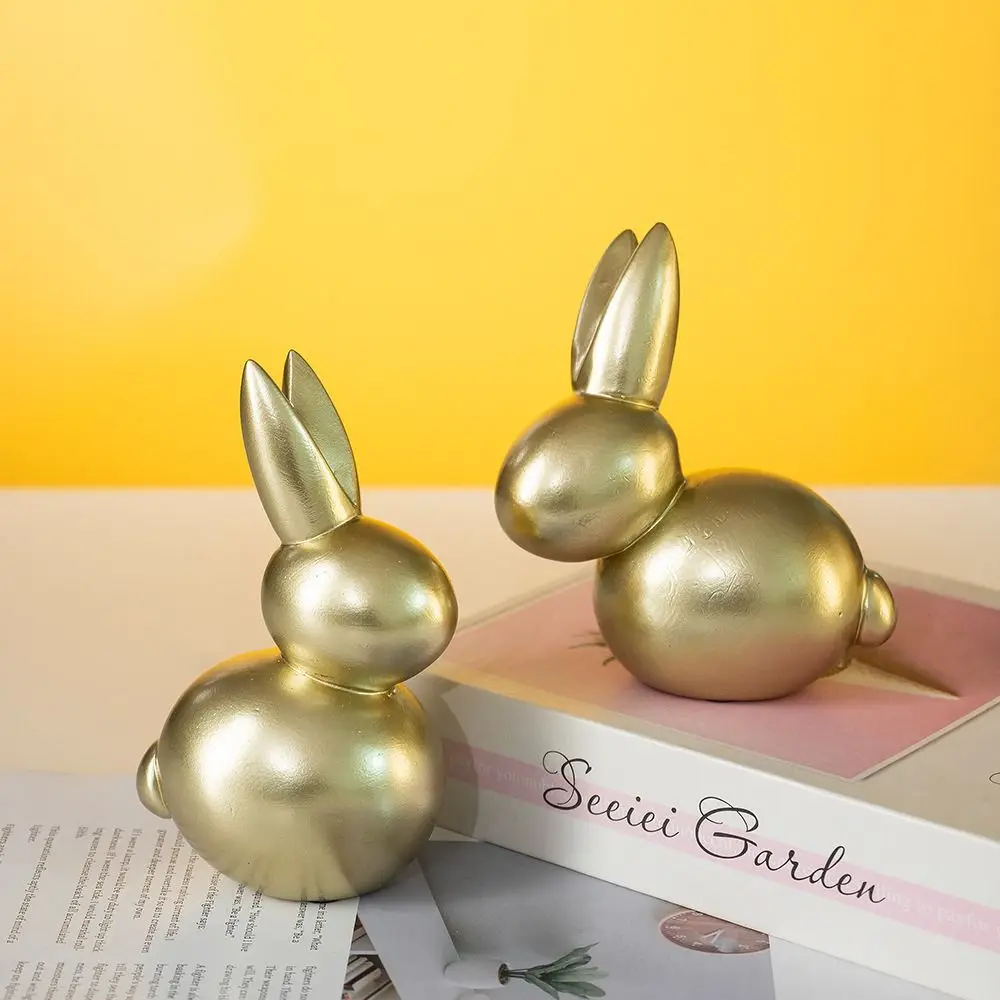 Mikro-Landschaftsmodell Goldener Hase aus Kunstharz Moderne Kunst Hase-Statue Dekorative Vintage-Miniatur-Figur für Zuhause