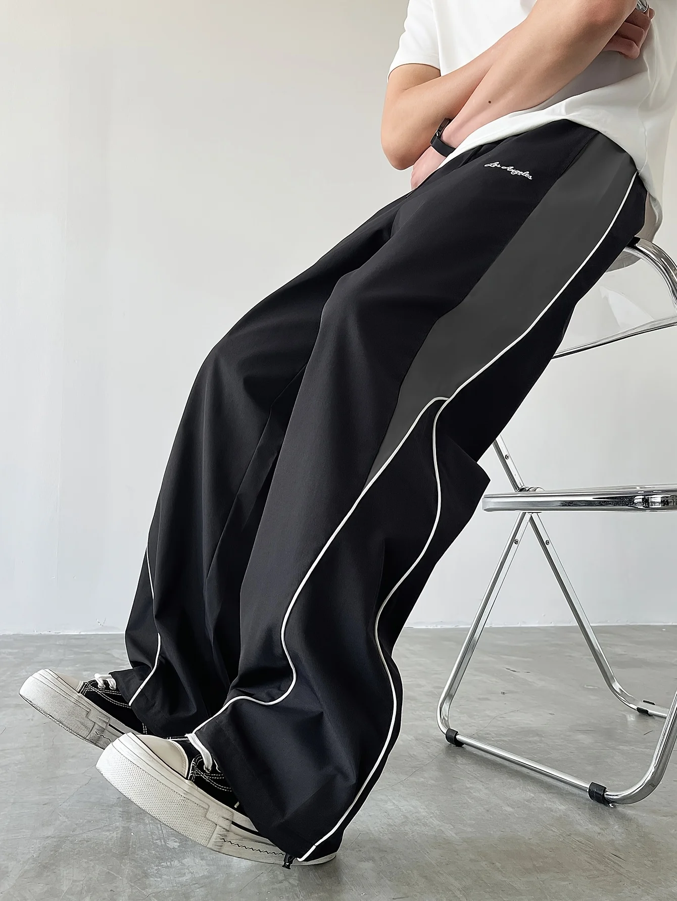 2026 Contrast Curved Side Panel Wide Leg Pants, Black Gray Color Block Loose Lightweight Casual Streetwear Wind Trousers Kids