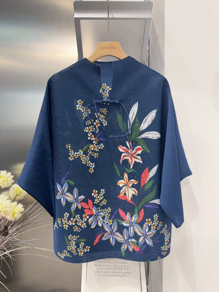 

Элегантная плиссированная женская футболка с цветочным принтом, свободного кроя, из полиэстера, с коротким рукавом, в повседневном стиле, новый китайский стиль, одежда для мам