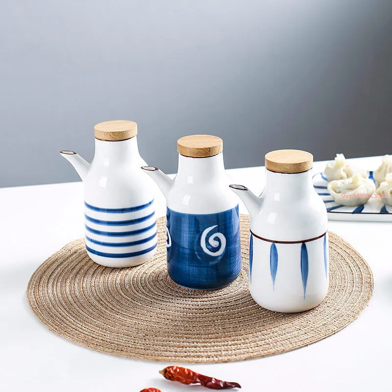 Japanese Creative Sauce Long Mouth Oil Bottle Kitchen Tools Sauce Bottle Oil Pot Storage Ceramic Vinegar Gravy Boats Bottle