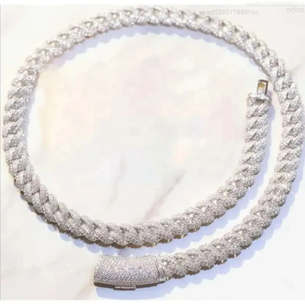 

Master Rocks Hip Hop Jewelry 10mm Cuban Link Chain 925 Silver Iced Out Vvs Moissanite Cuban Chain