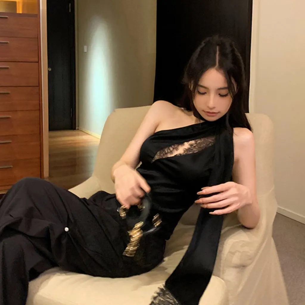 

Women's Lace Stitching Strap Hollow out Top Small Vest Summer Outer Wear Short Shoulder Neck Design Casual Spice Girl Style