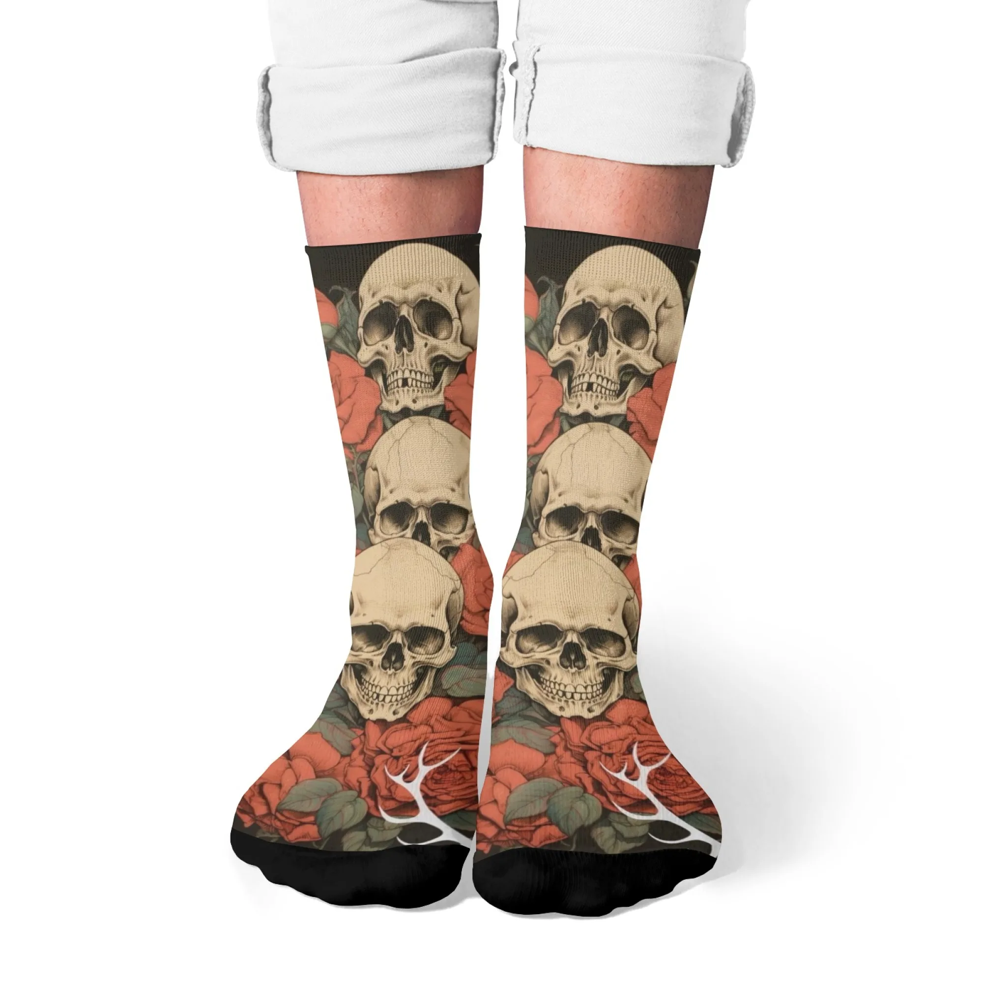 Weiche, atmungsaktive, geheimnisvolle Crew-Socken, beige Basis mit aufwendigen Totenkopf-Rosen- und Geweihmotiven, bequem für Gothic-Versammlungen